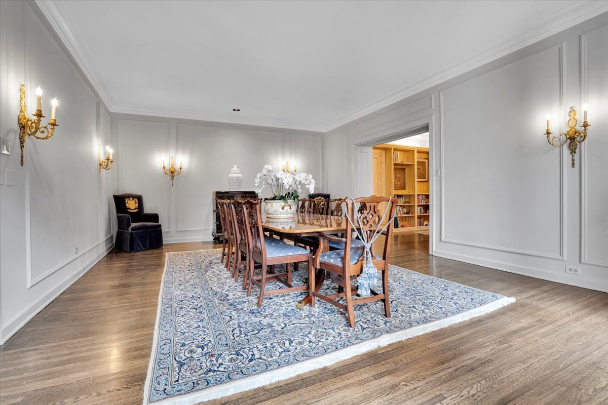 229 E Lake Shore Drive 10e Property Photo 15