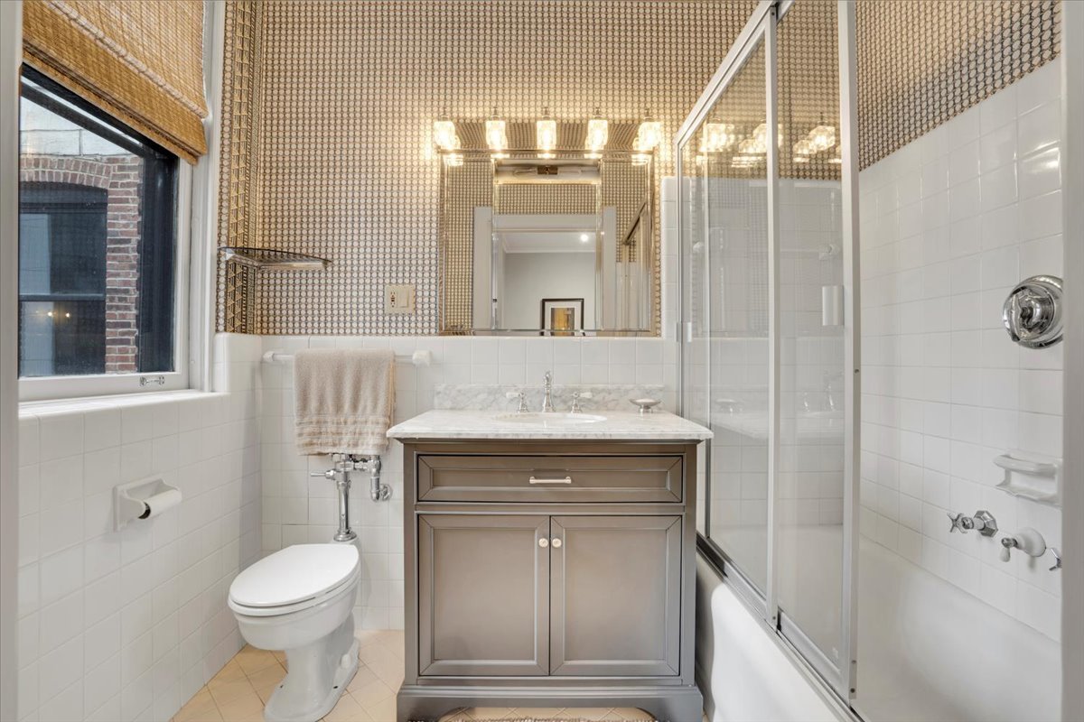 229 E Lake Shore Drive 10e Property Photo 35