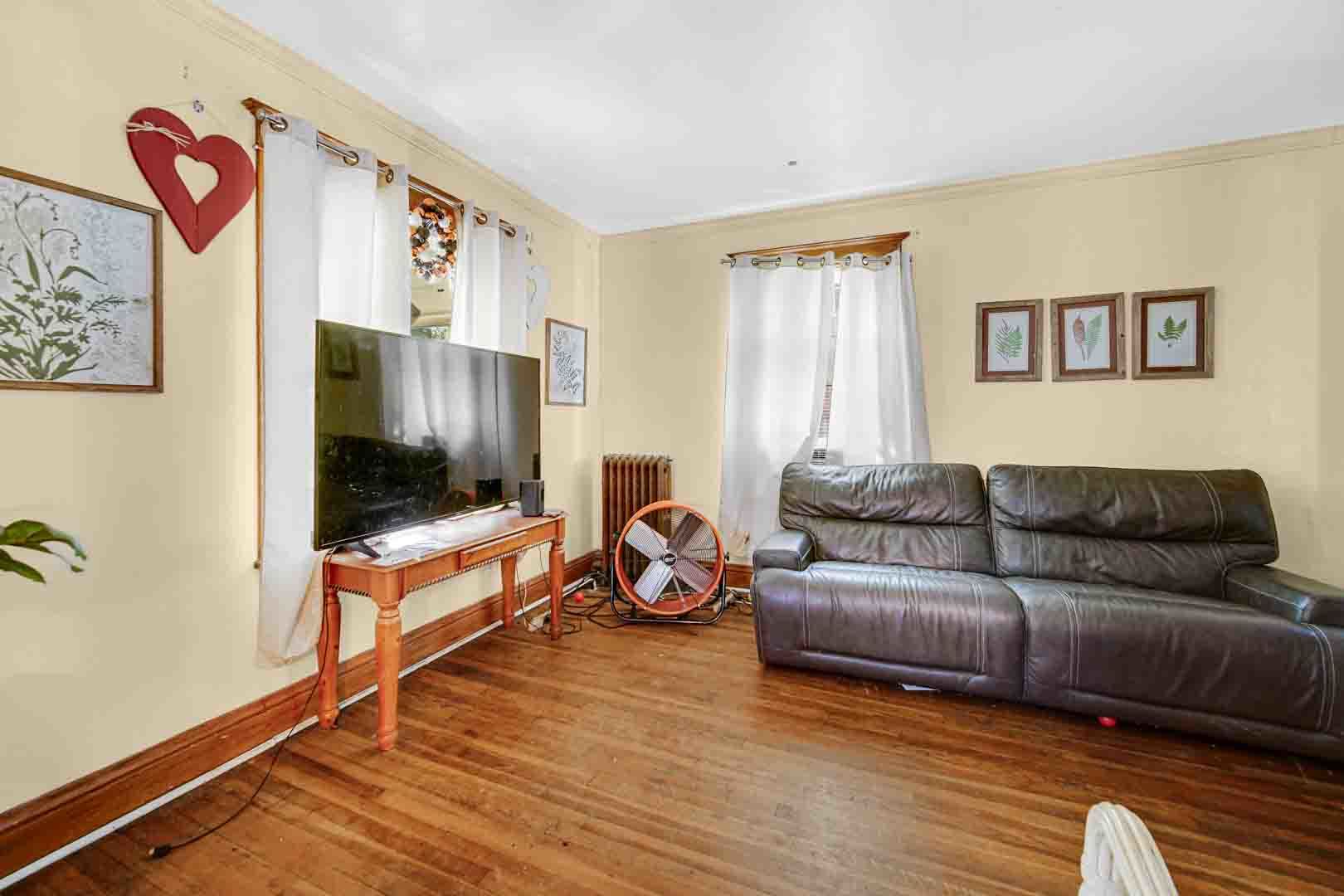 508 N View Street Property Photo 7