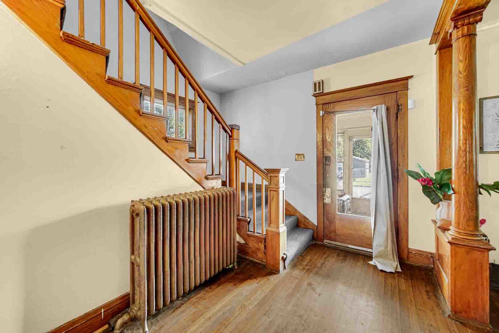 508 N View Street Property Photo 8