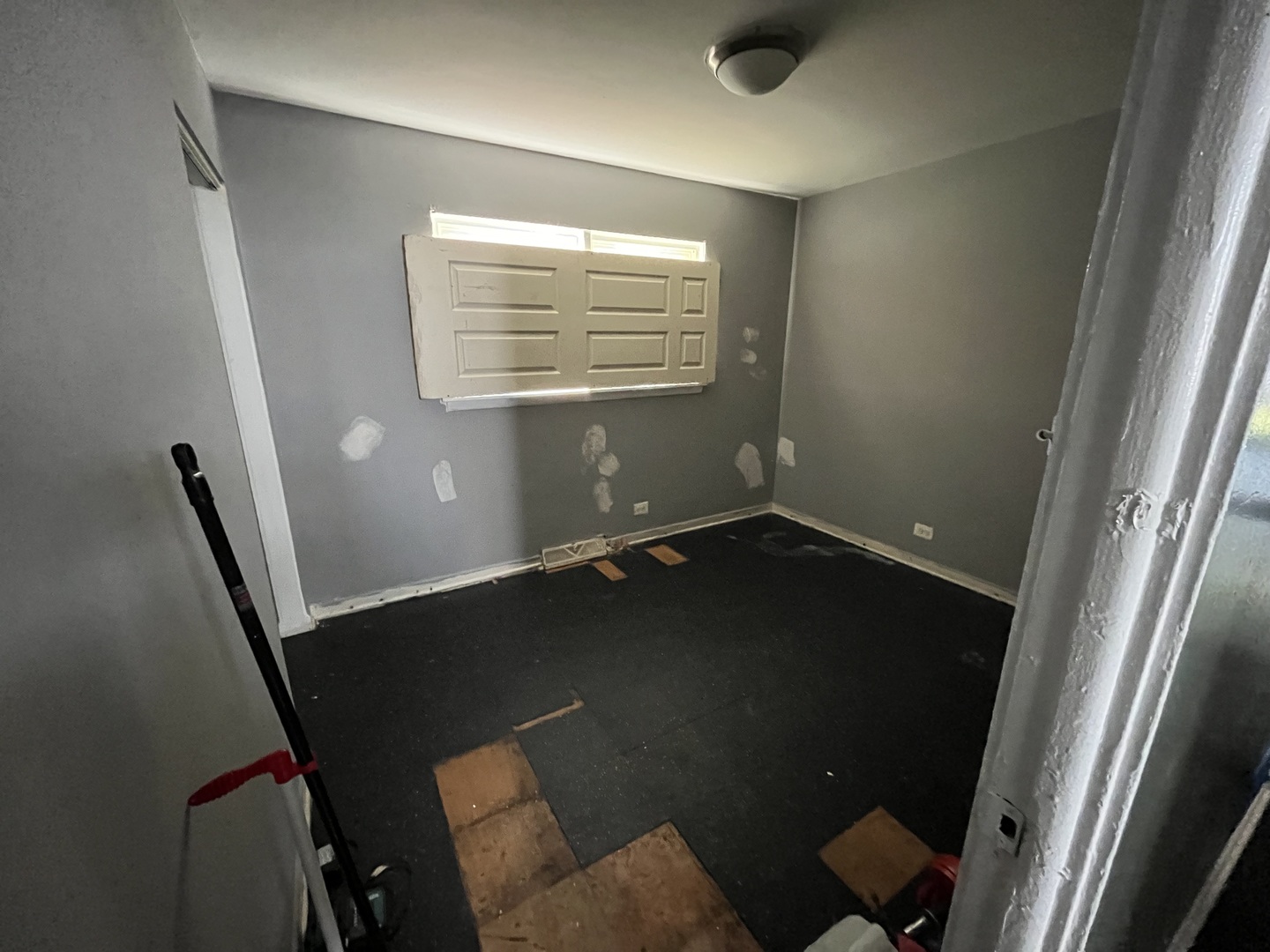 6951 S Hermitage Avenue Property Photo 6