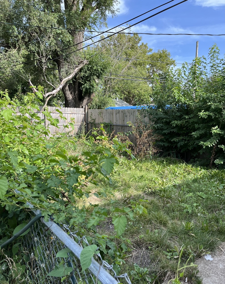 6951 S Hermitage Avenue Property Photo 11