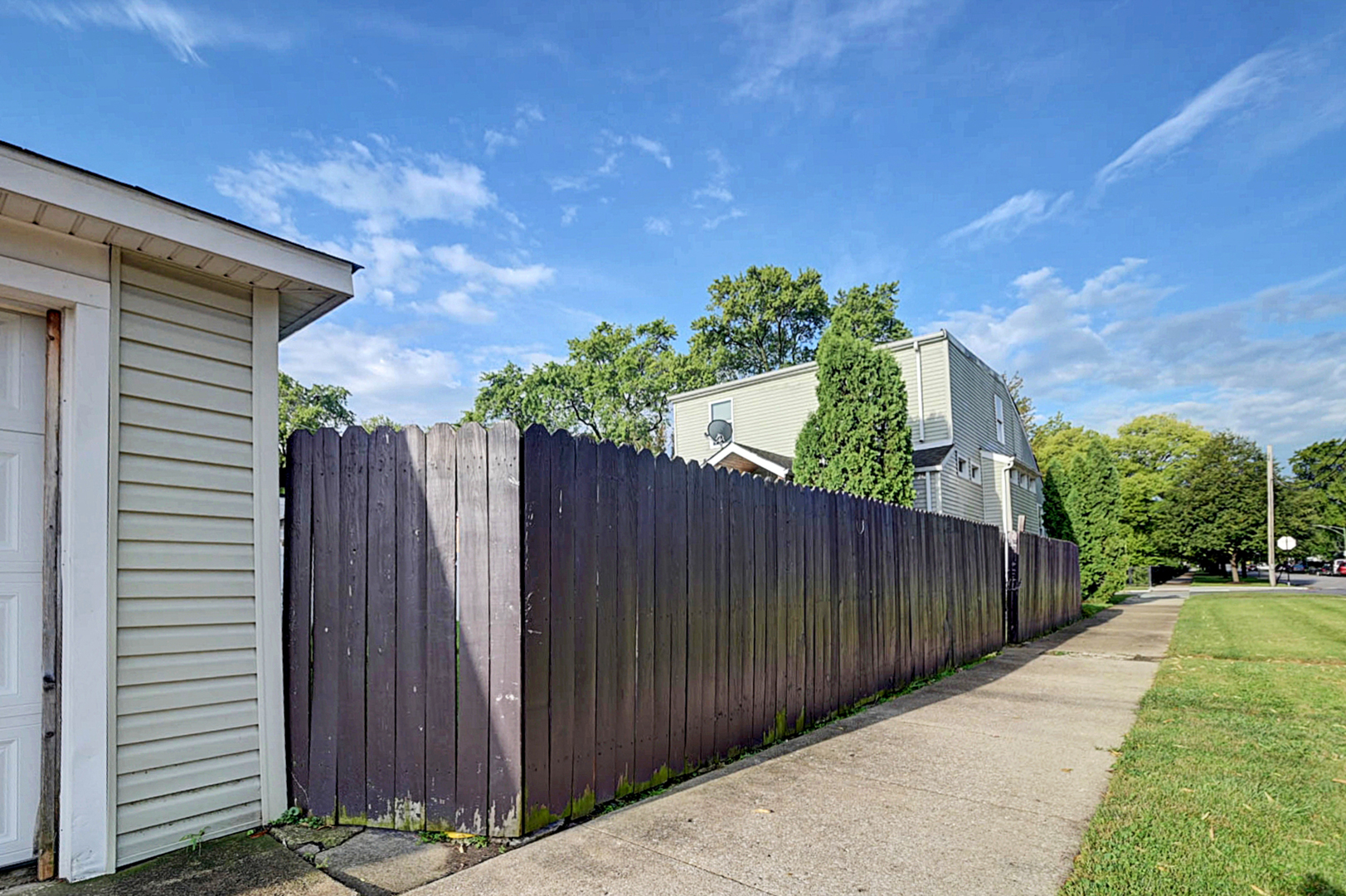 10501 S Morgan Street Property Photo 6