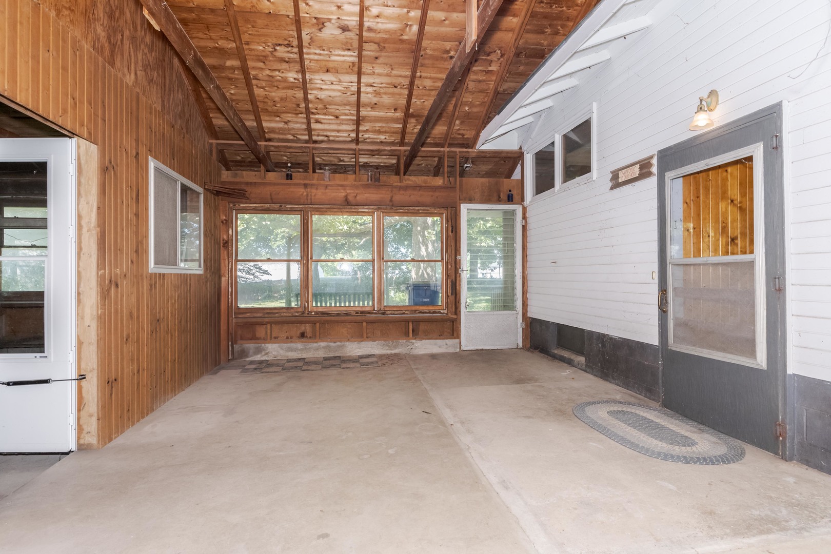 214 E Van Alstyne Street Property Photo 27