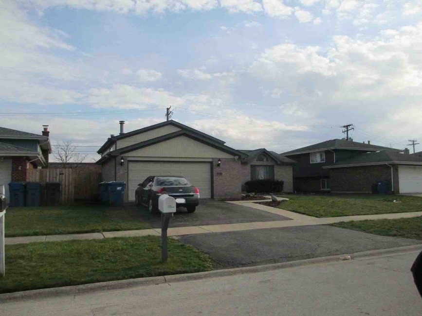 4653 146th Street Property Photo 2
