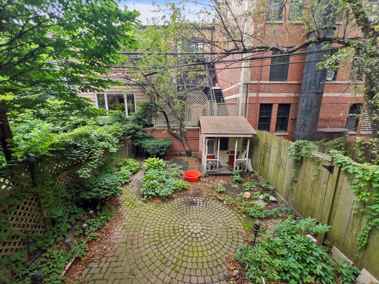 52 E Cedar Street Property Photo 39
