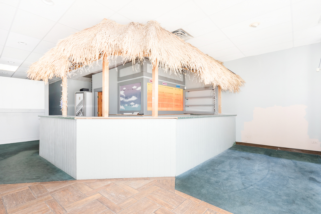 13612 Cicero Avenue Property Photo 5