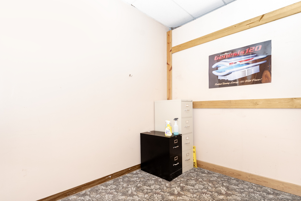 13612 Cicero Avenue Property Photo 26