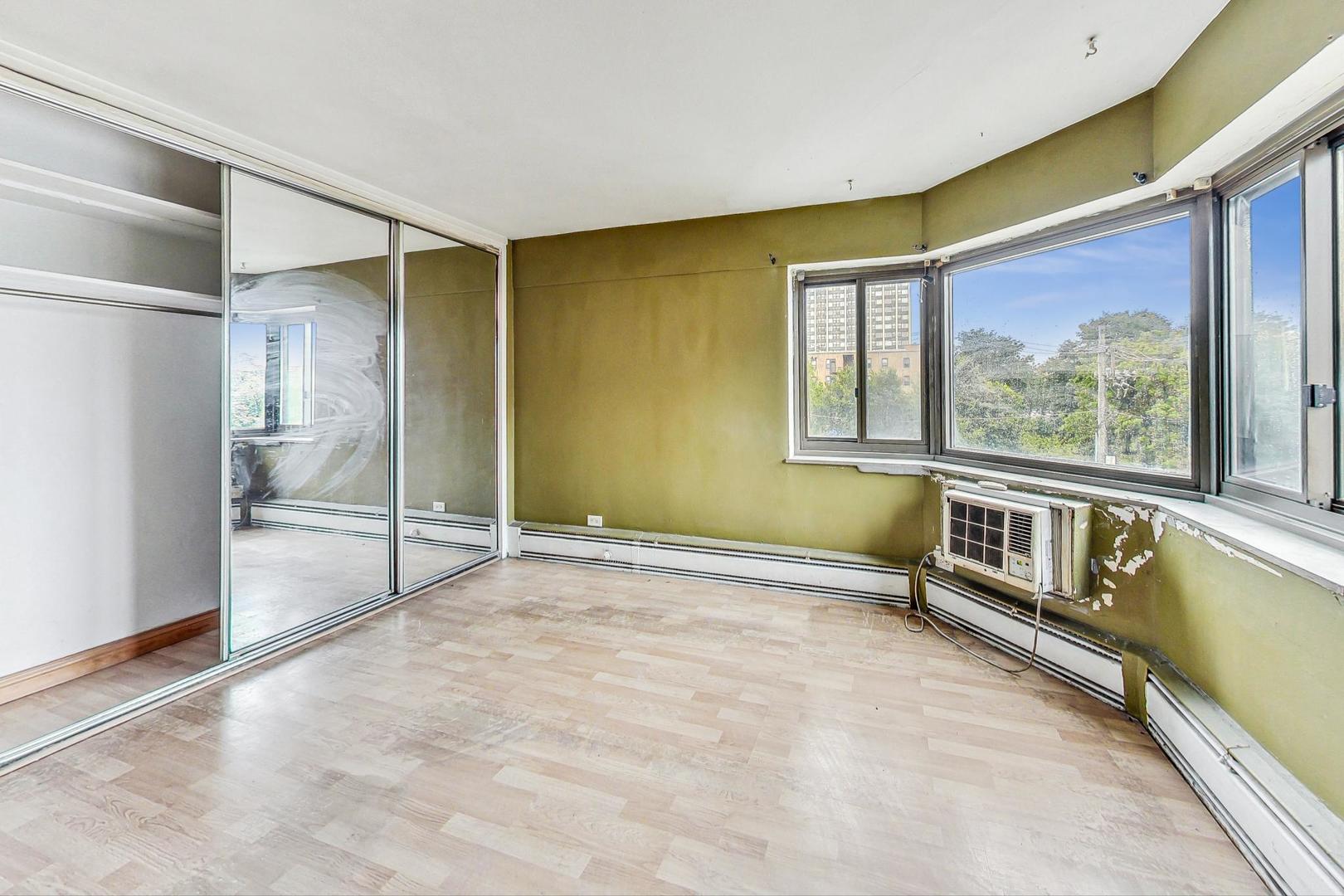 7337 S South Shore Drive 430 Property Photo 14