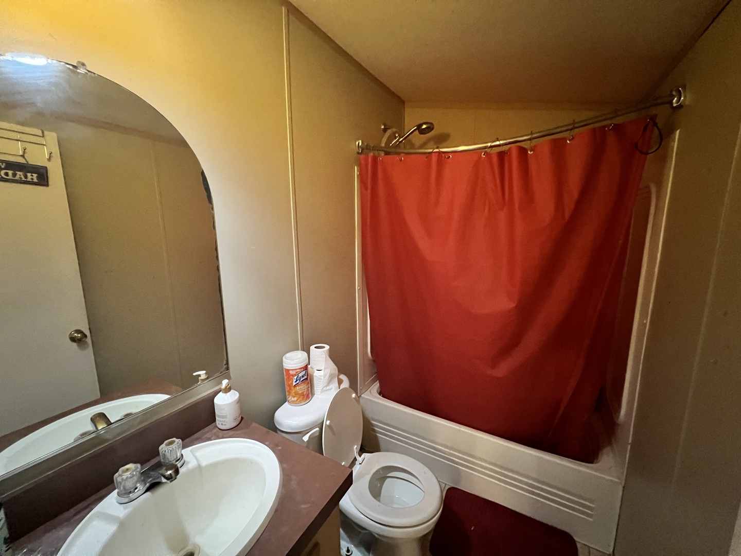 300 E Spencer Street 59 Property Photo 15