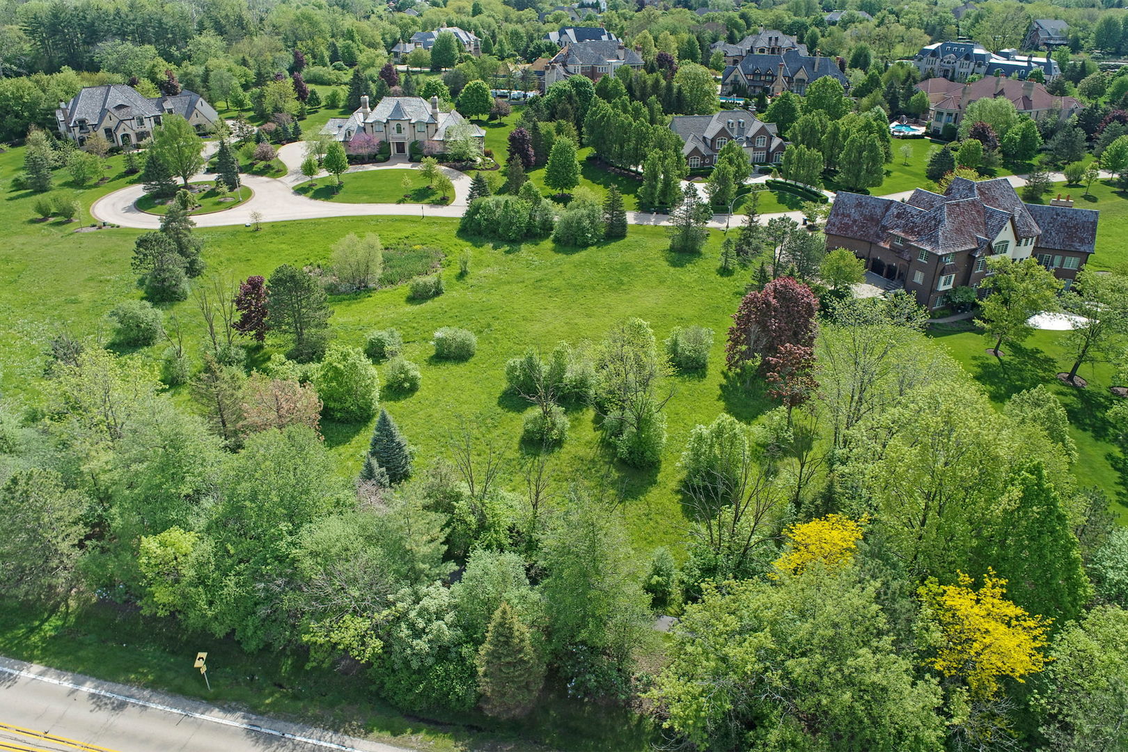18 Brooke Lane Property Photo 5