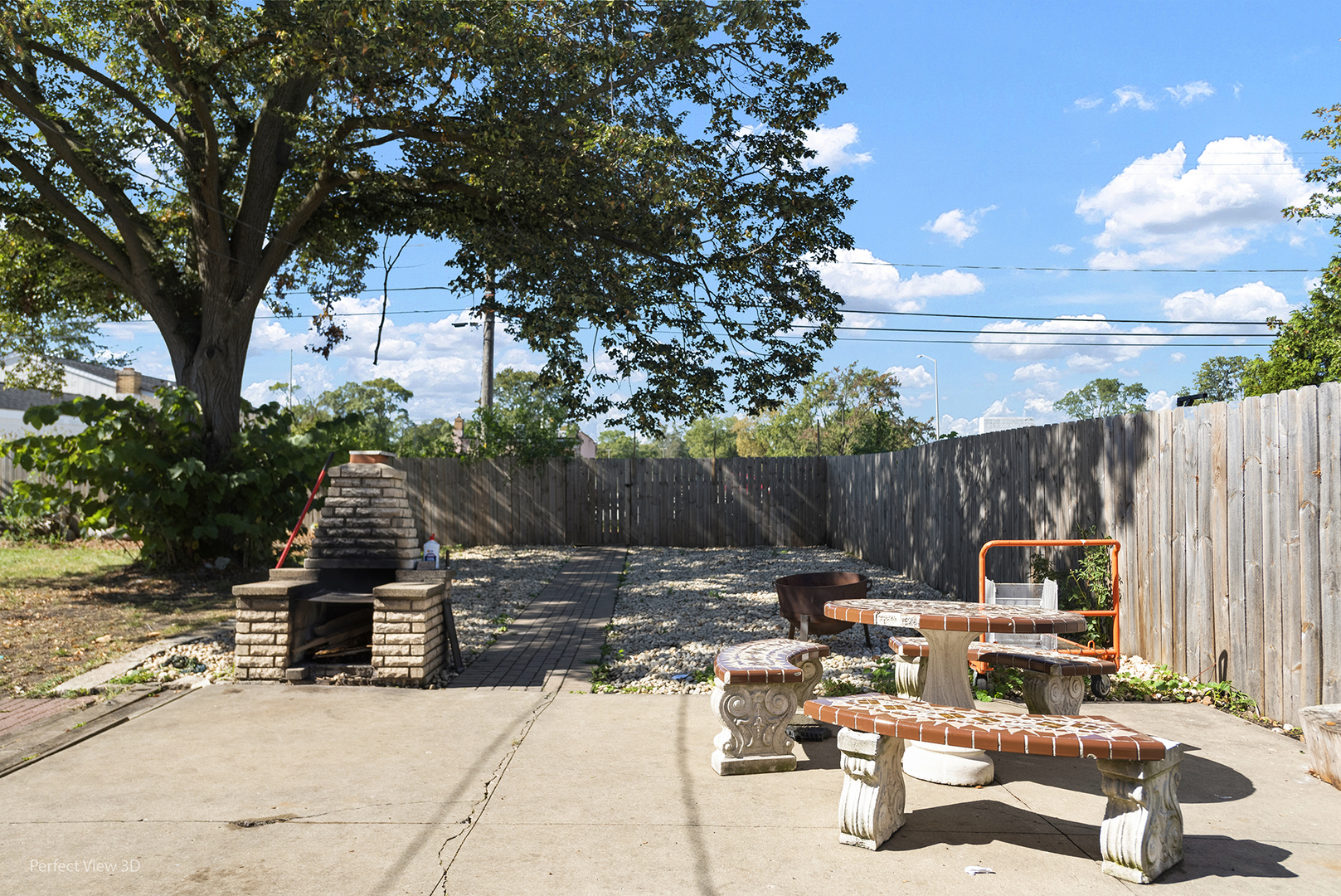 990 Hirsch Boulevard Property Photo 17