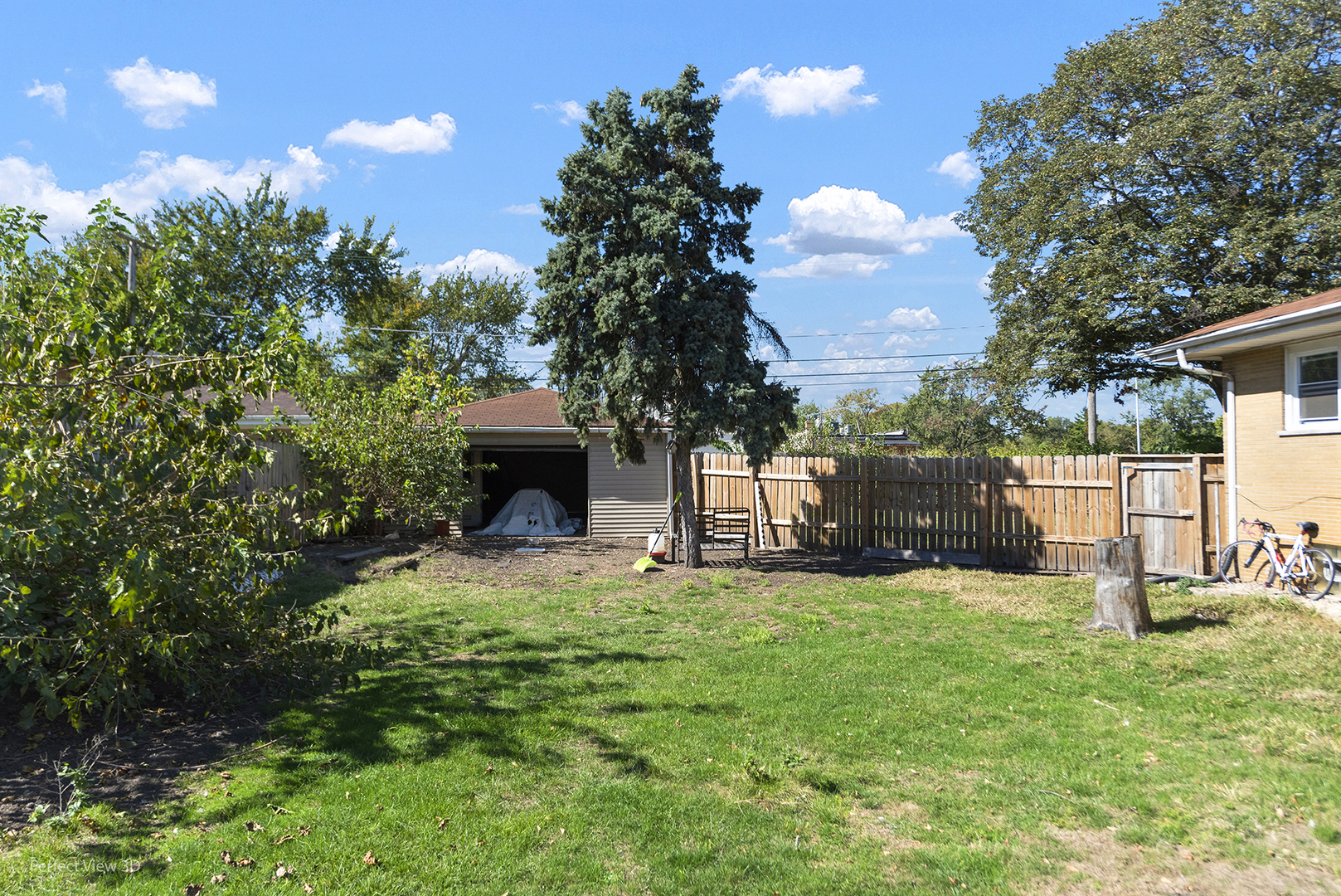 990 Hirsch Boulevard Property Photo 19