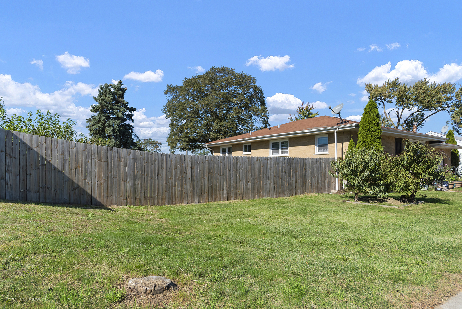 990 Hirsch Boulevard Property Photo 20