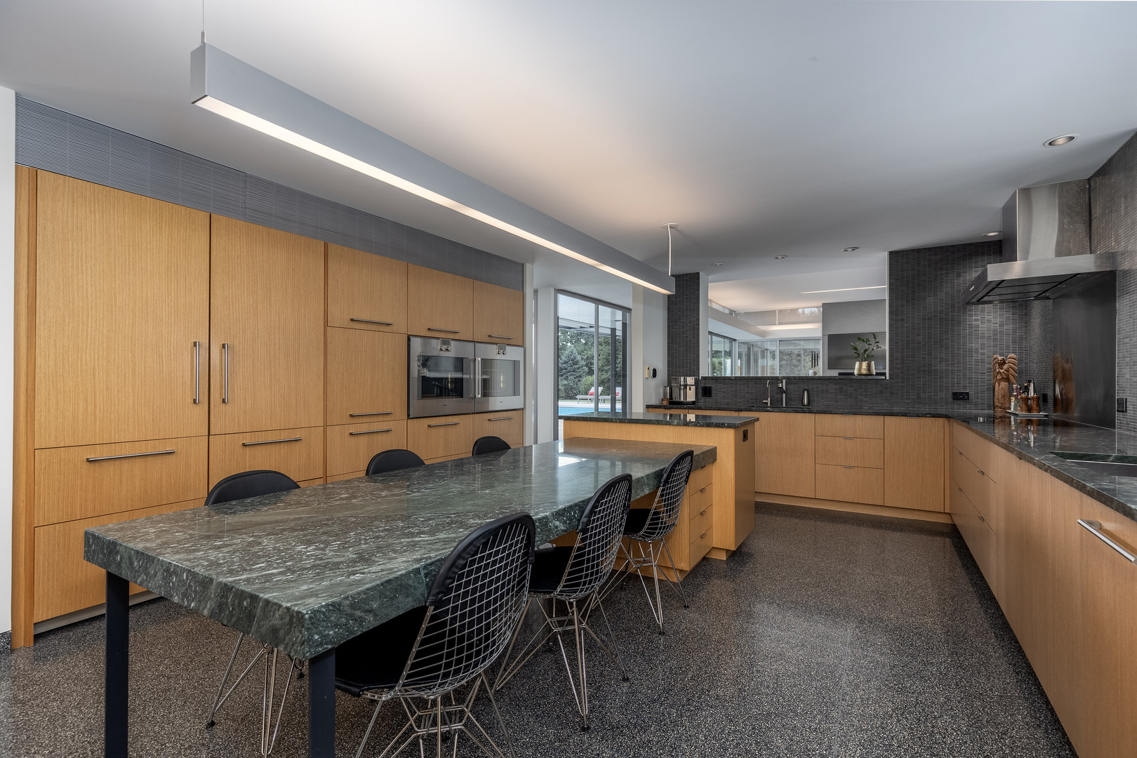 12 Gunia Avenue Property Photo 33