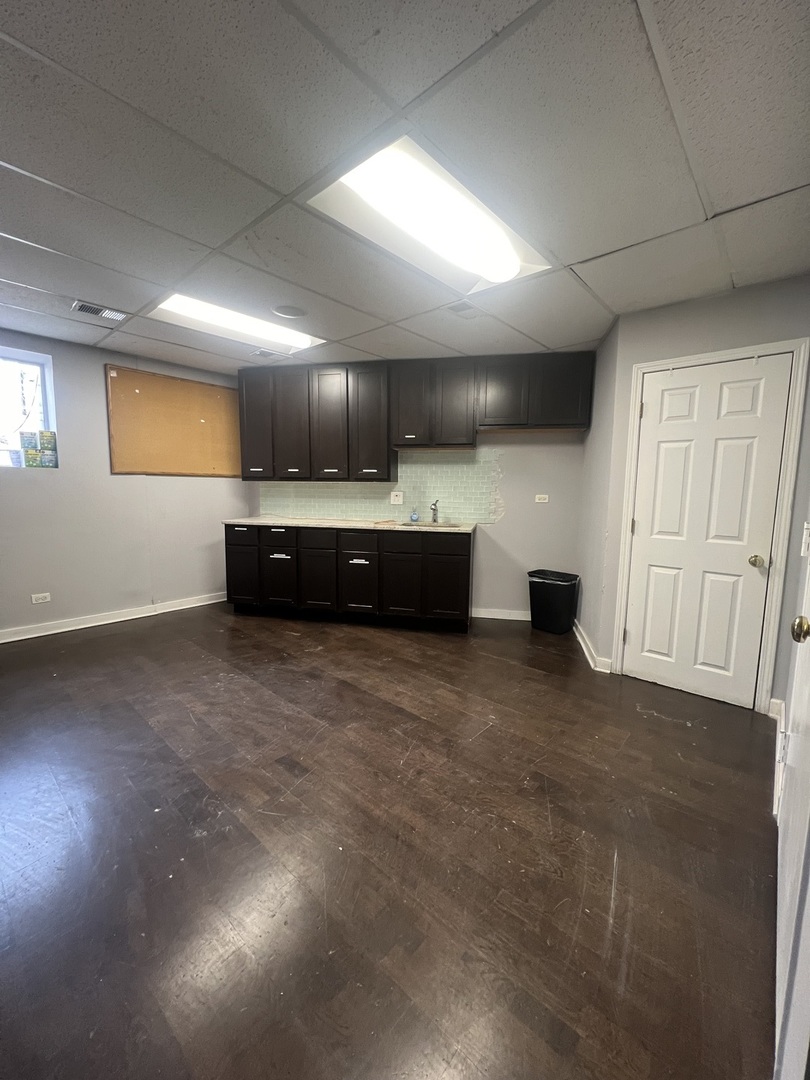 906 W Belmont Avenue Property Photo 12