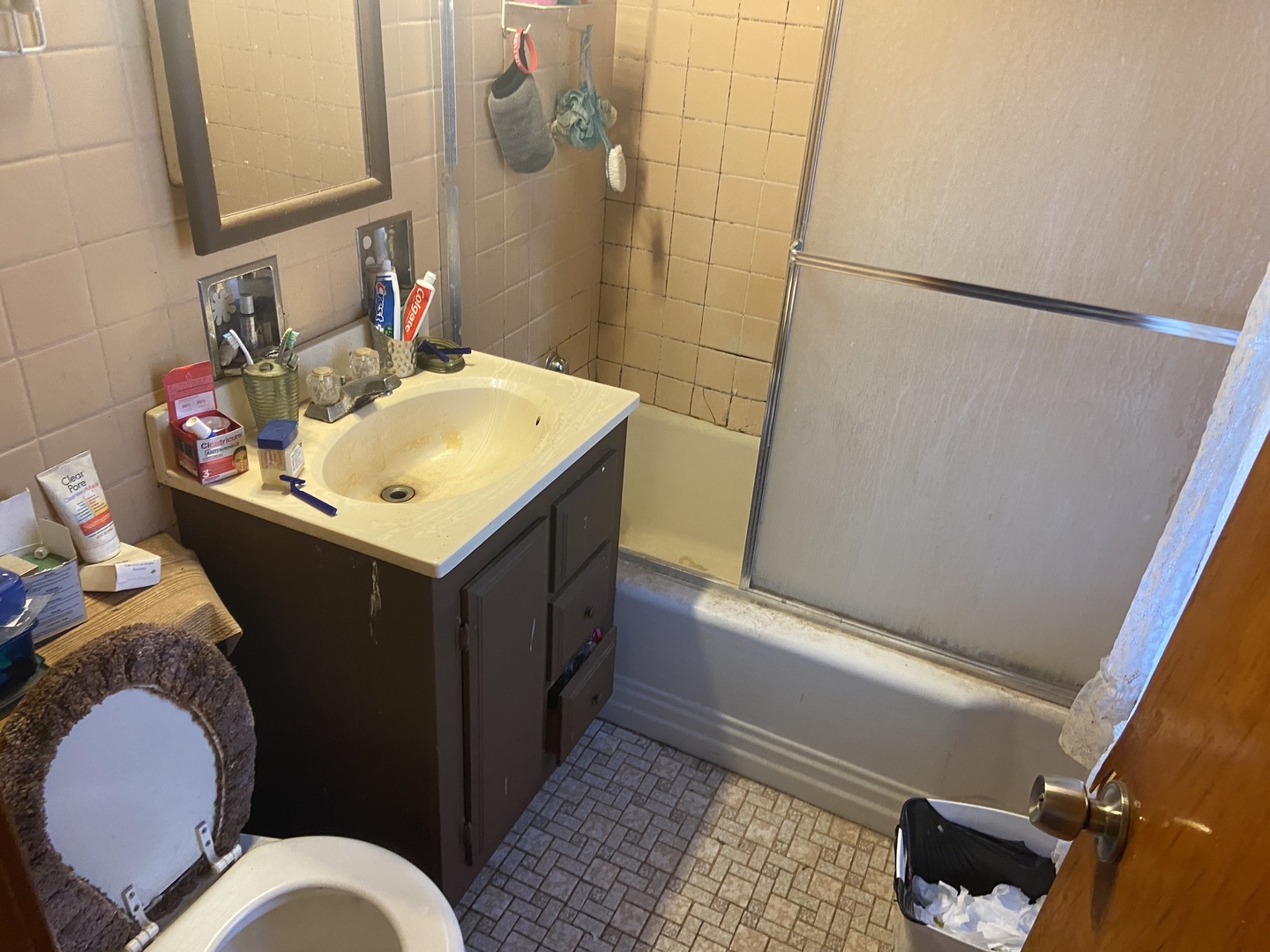 7314 S Whipple Street Property Photo 6