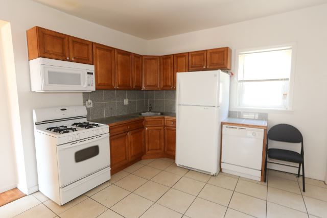 2458 N Clybourn Avenue 2r Property Photo 2