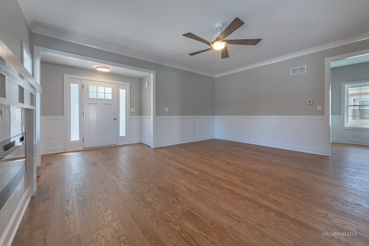 10556 S Lawndale Avenue Property Photo 5
