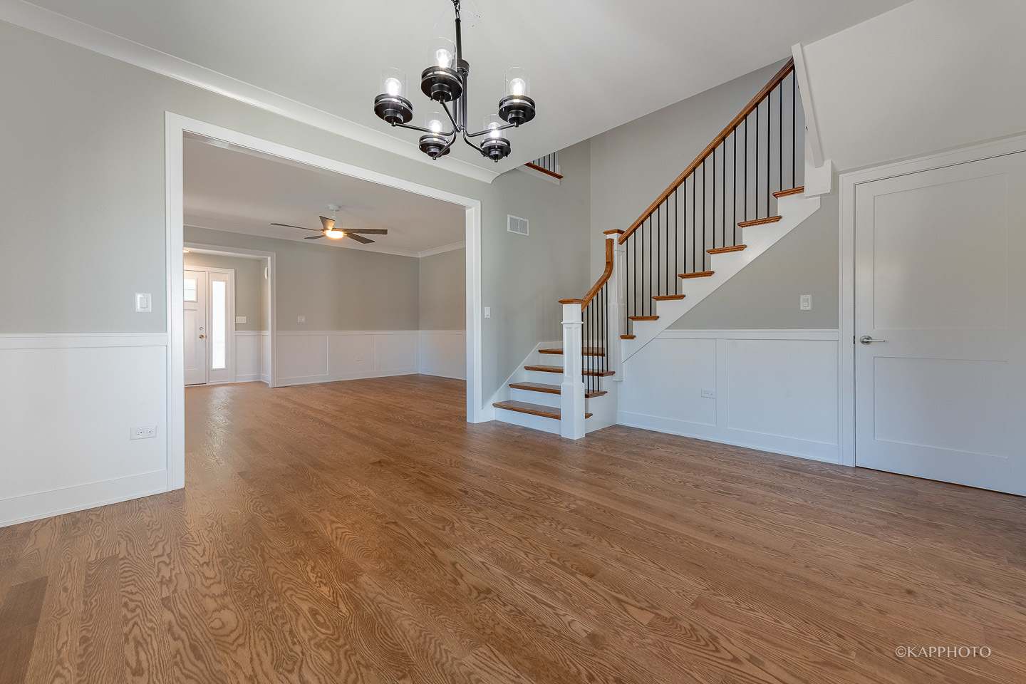 10556 S Lawndale Avenue Property Photo 6
