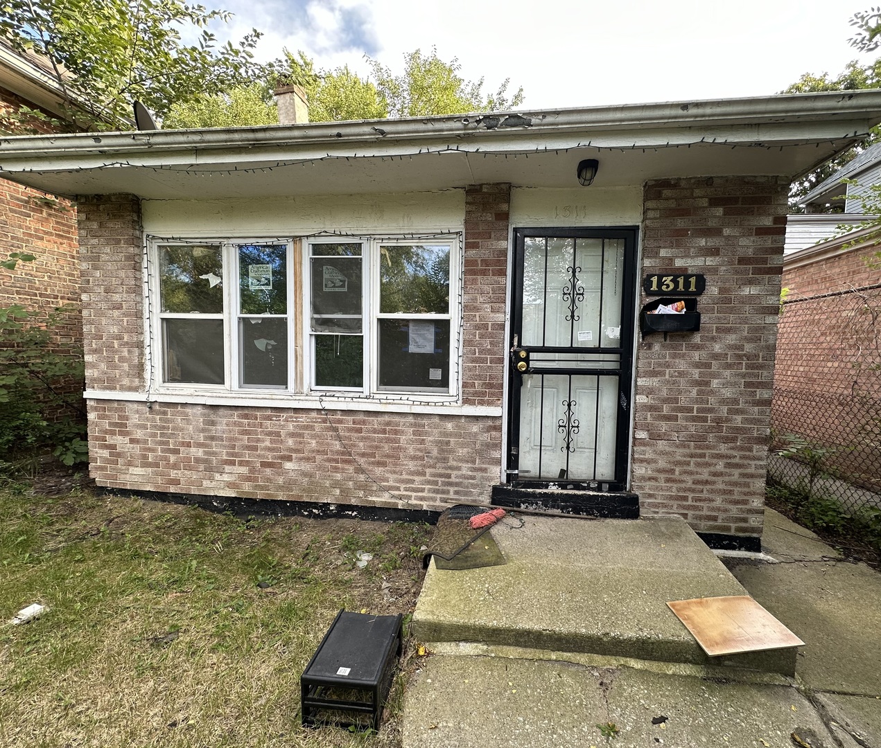 1311 E 69th Street Property Photo 1