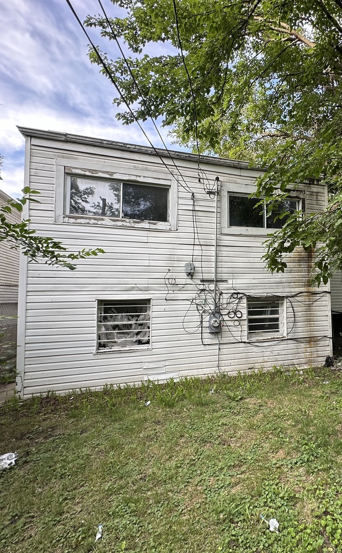 1311 E 69th Street Property Photo 22