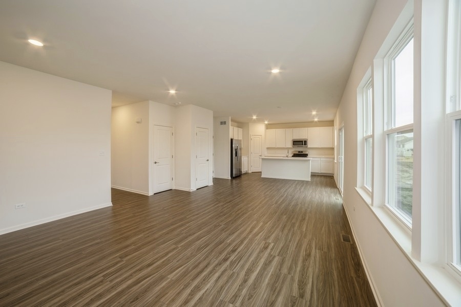 630 S Joliet Street Property Photo 7