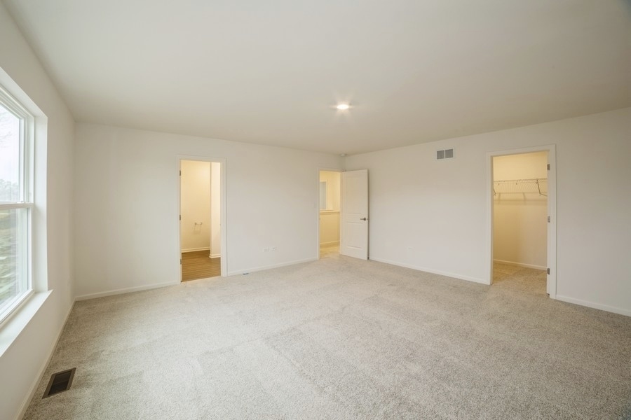630 S Joliet Street Property Photo 11