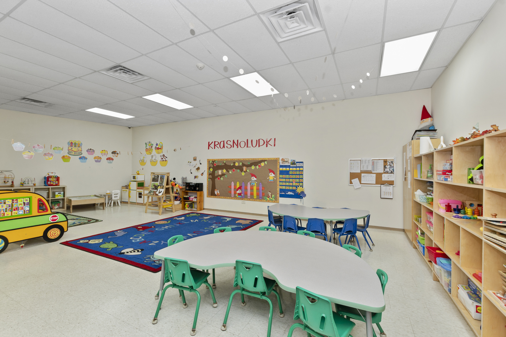 9999 Day Care Confidential Drive Property Photo 3