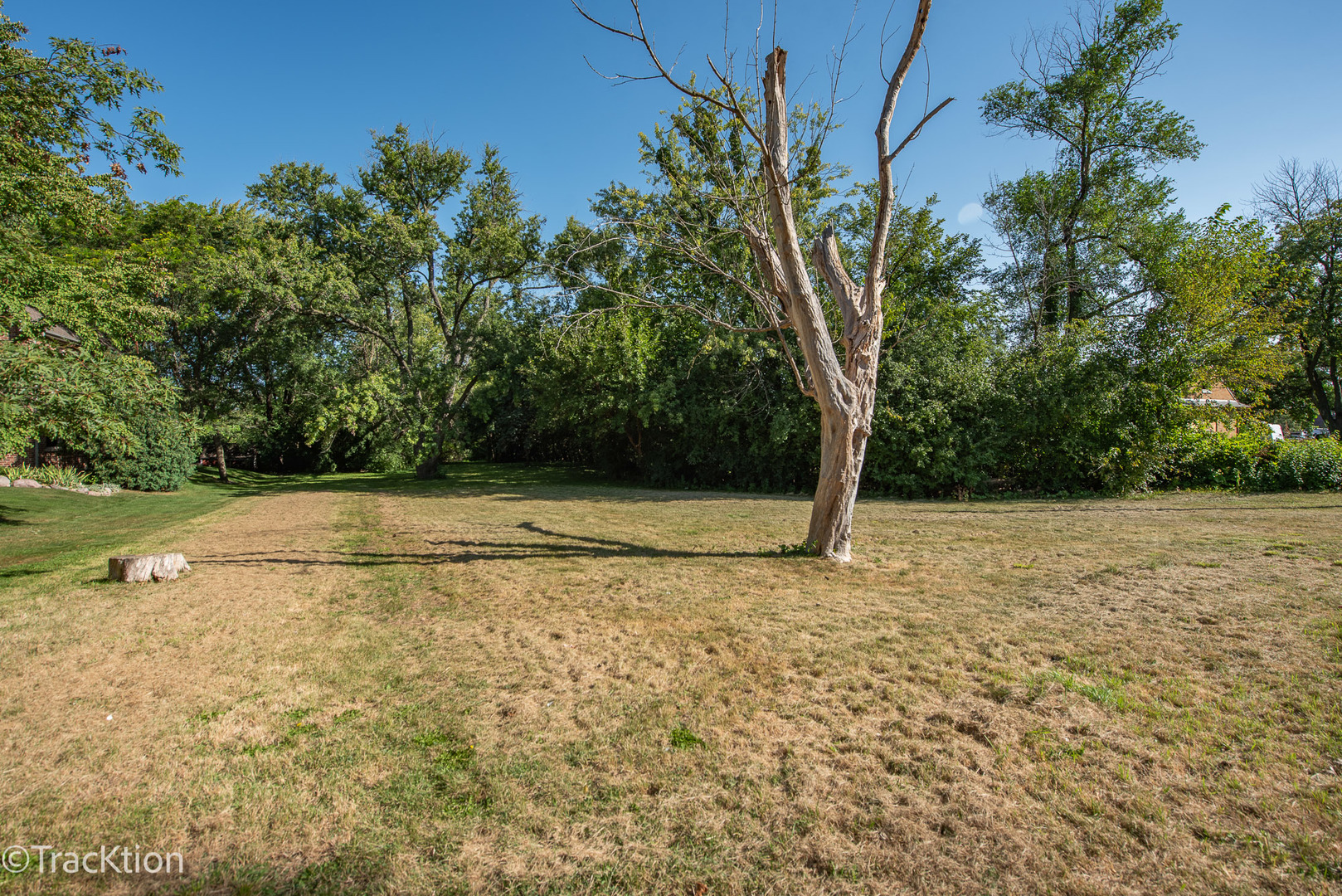 650 E Van Buren Street Property Photo 2