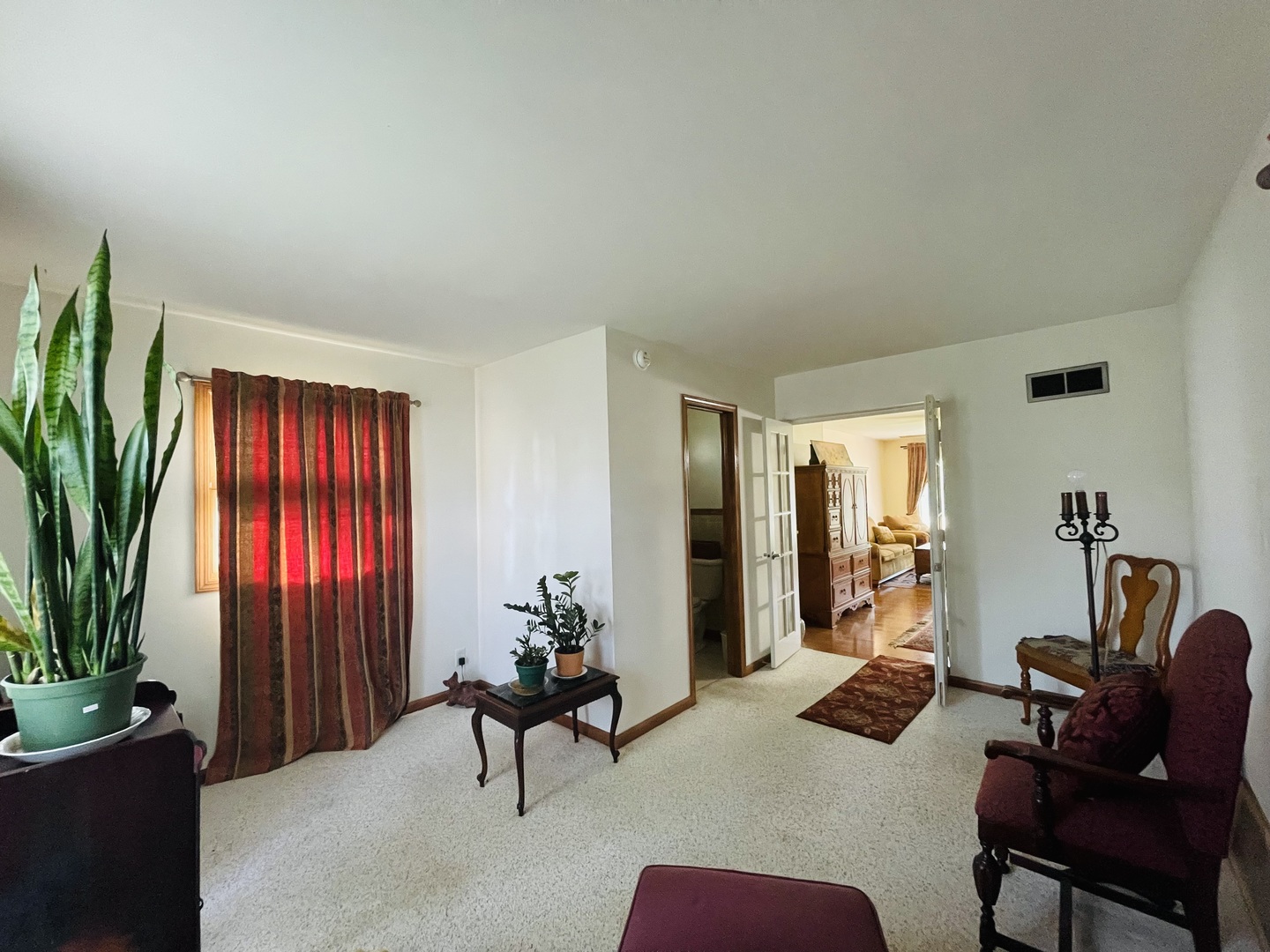 1007 W Bridge Street Property Photo 12