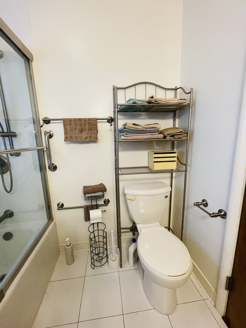 1007 W Bridge Street Property Photo 24