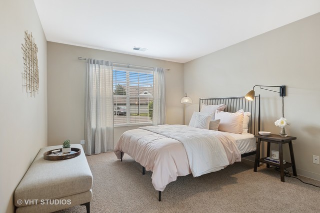 61 Kensington Circle 305 Property Photo 14