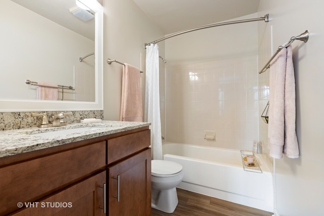 61 Kensington Circle 305 Property Photo 24