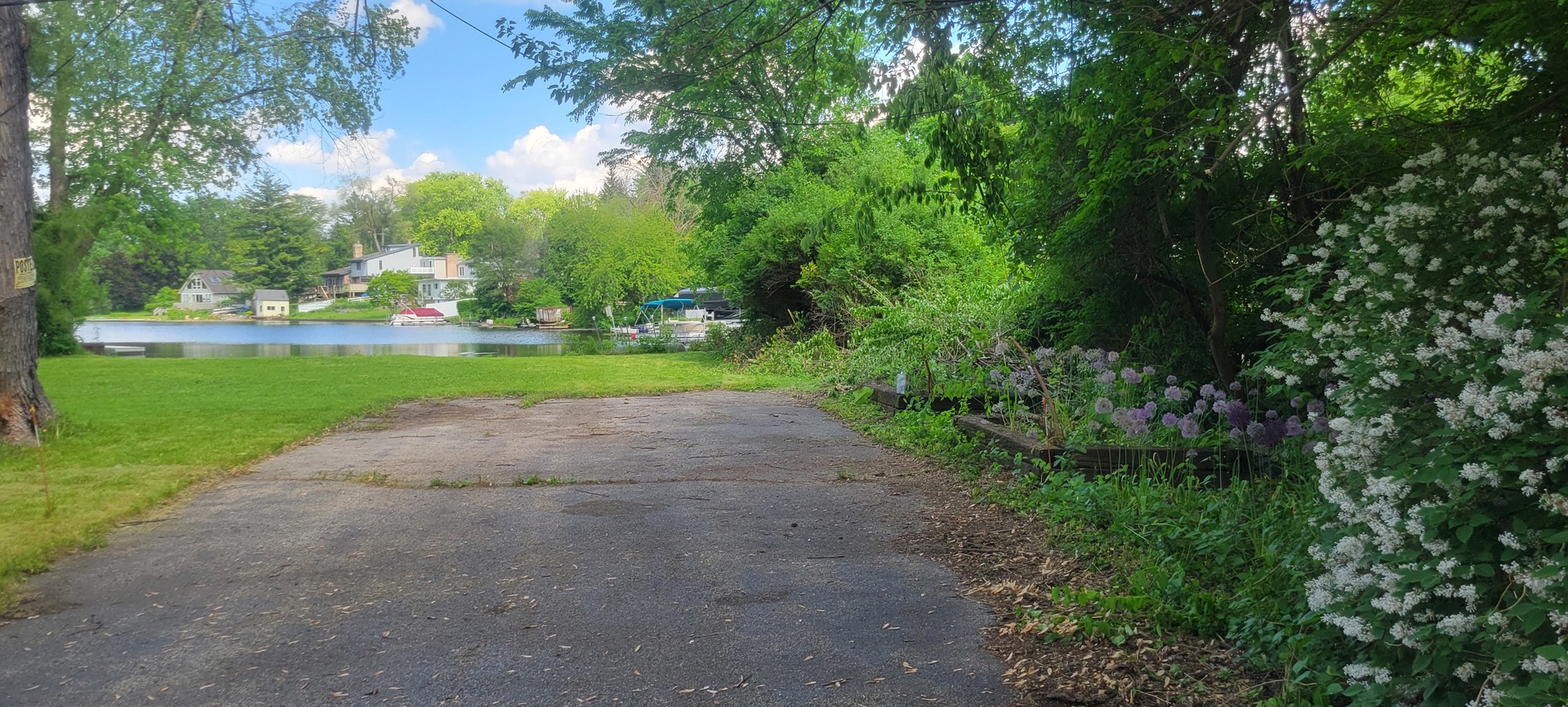 228 South Shore Drive Property Photo 5
