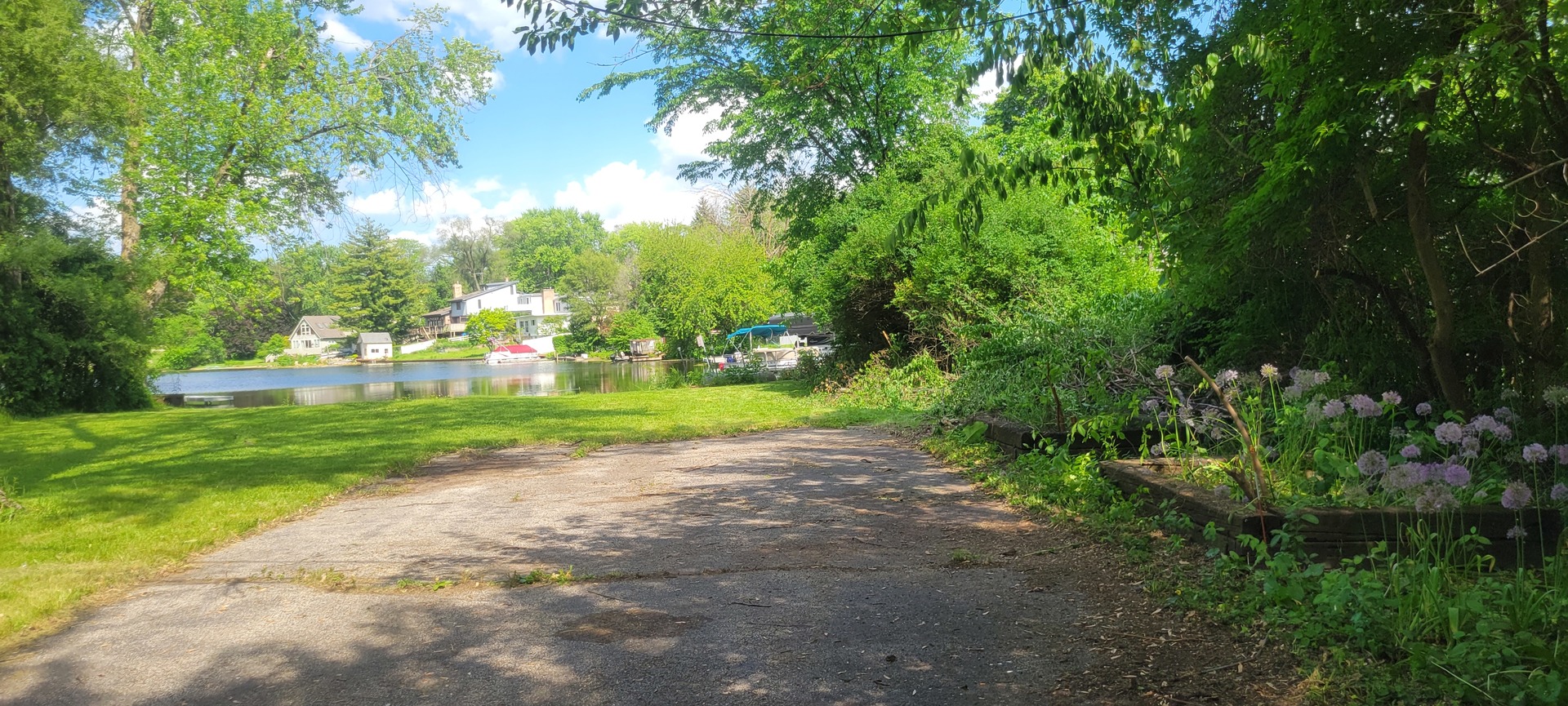 228 South Shore Drive Property Photo 7