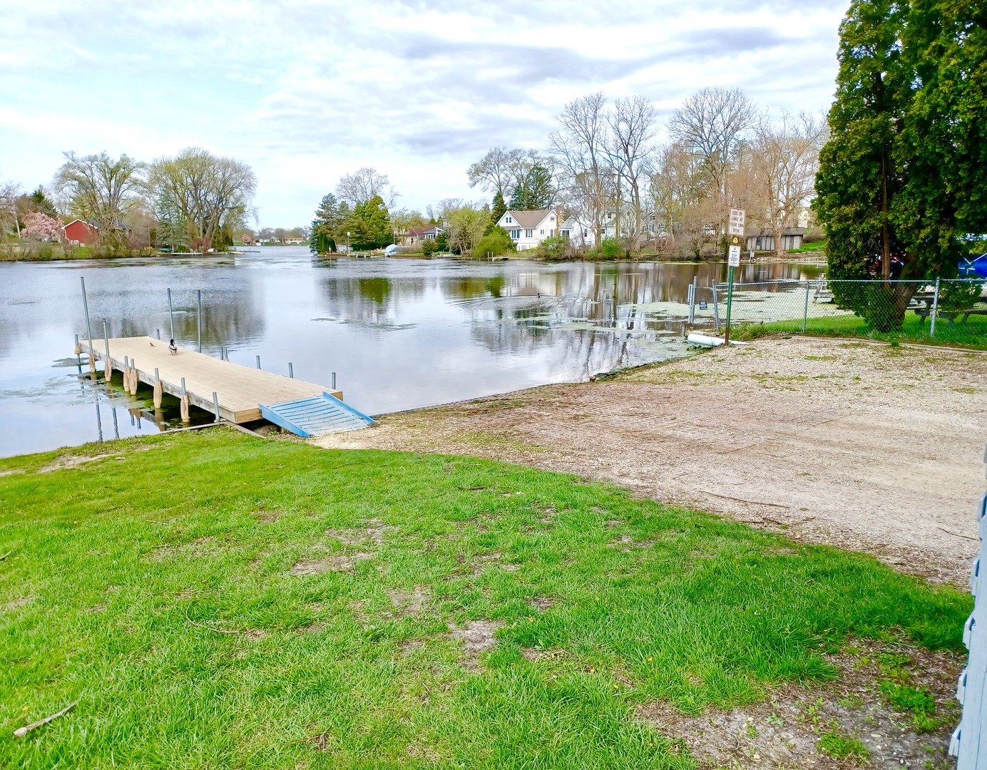 228 South Shore Drive Property Photo 9