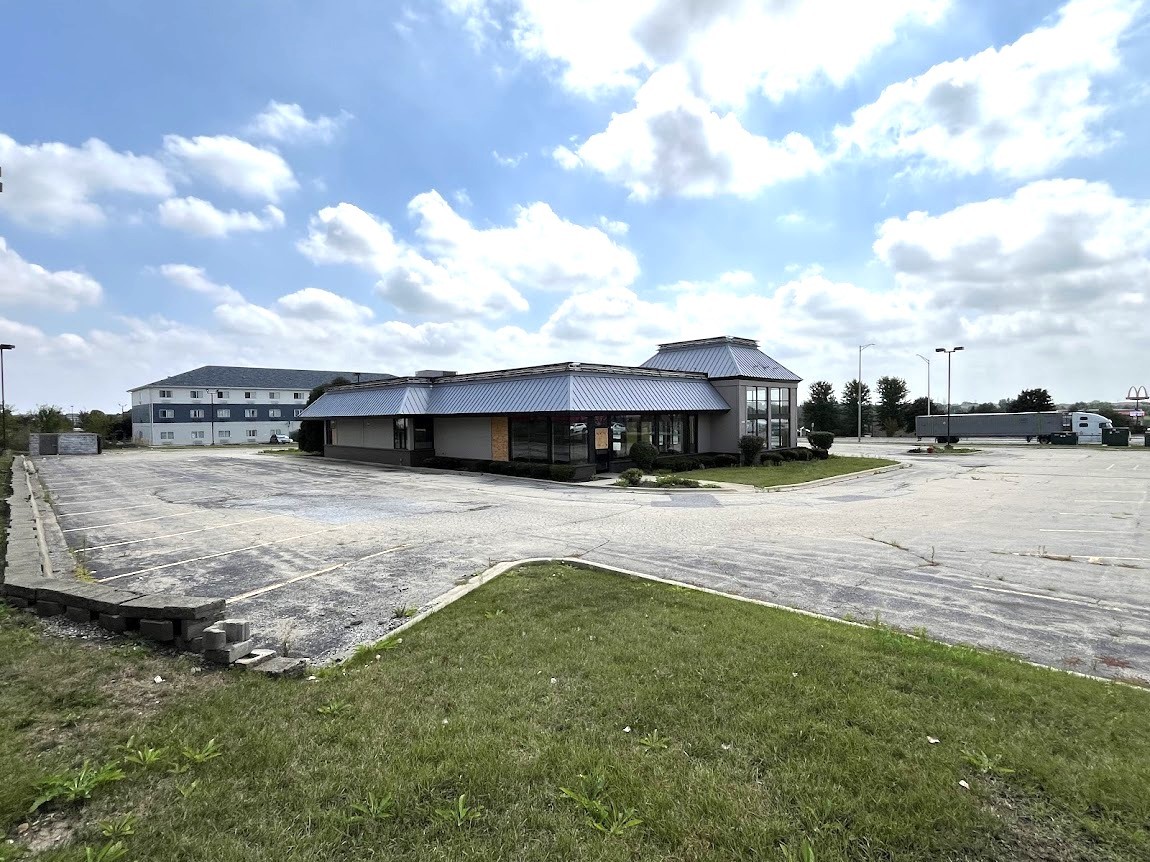 1290 W Normantown Road Property Photo 8