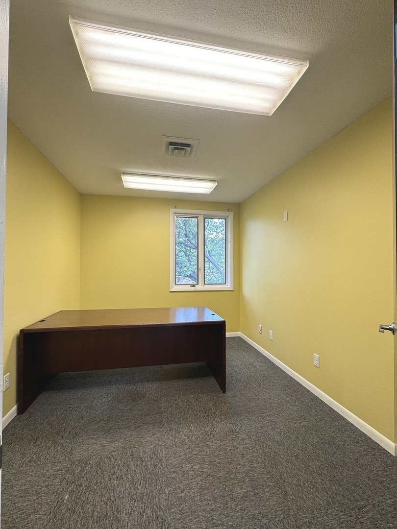 1801 Woodfield Drive Property Photo 3