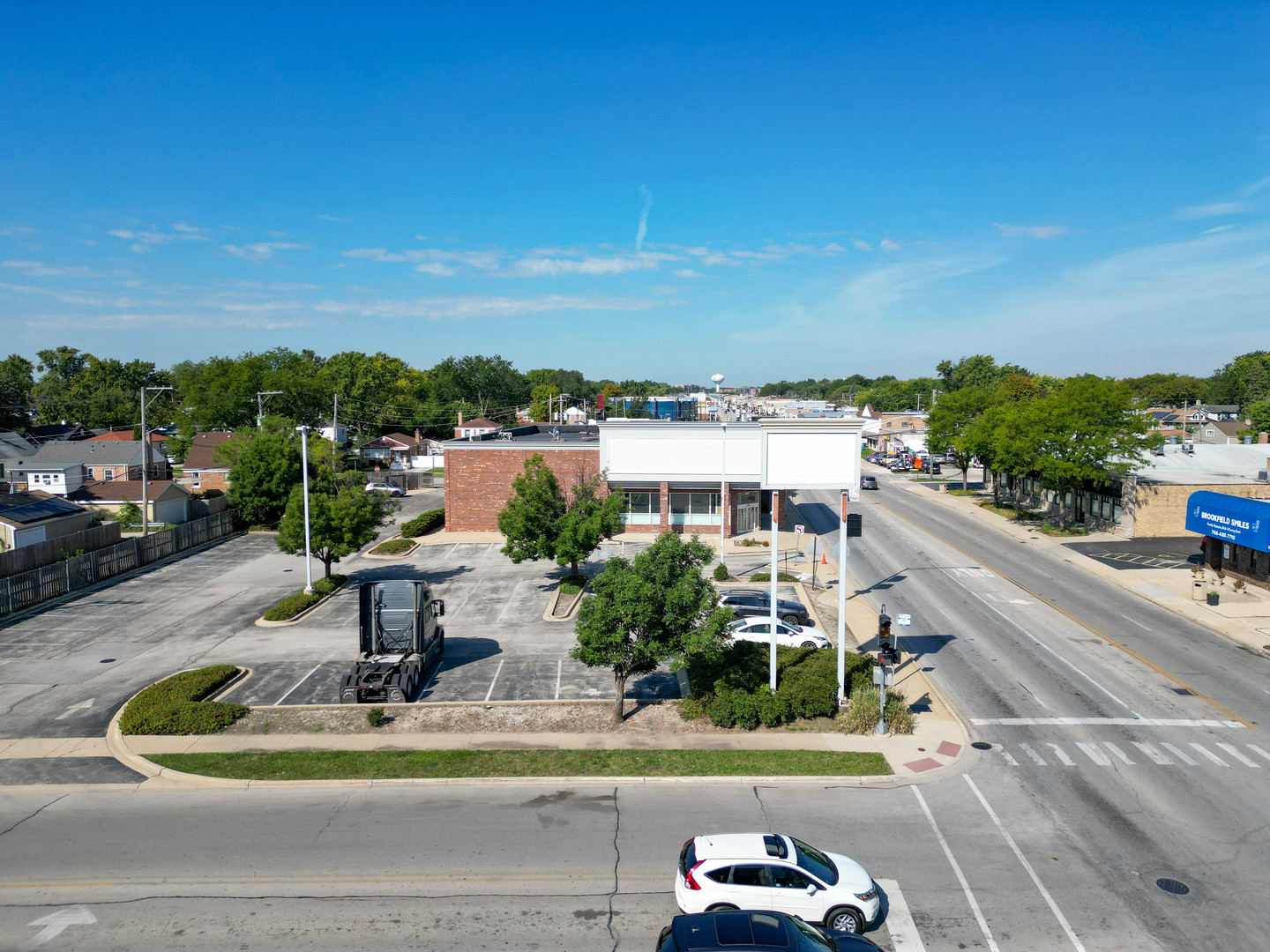8911 Ogden Avenue Property Photo 2