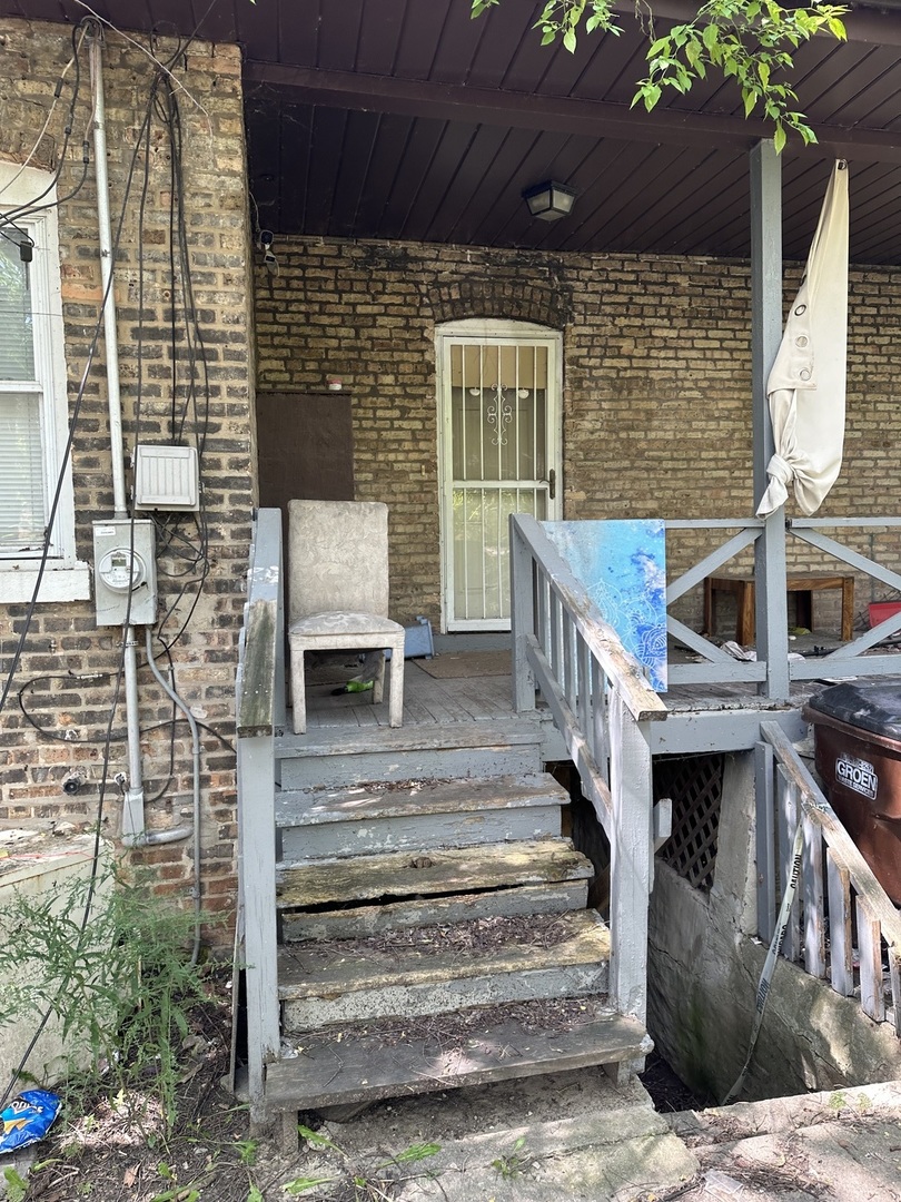 11807 S Peoria Street Property Photo 17