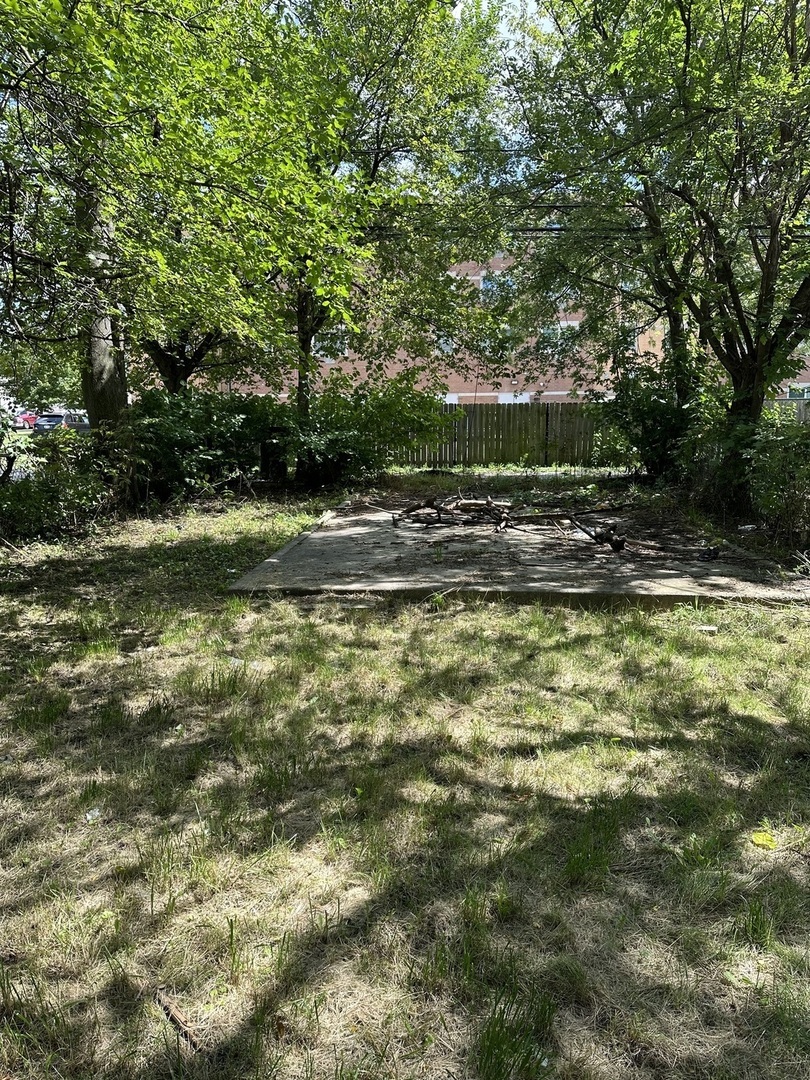 11807 S Peoria Street Property Photo 18