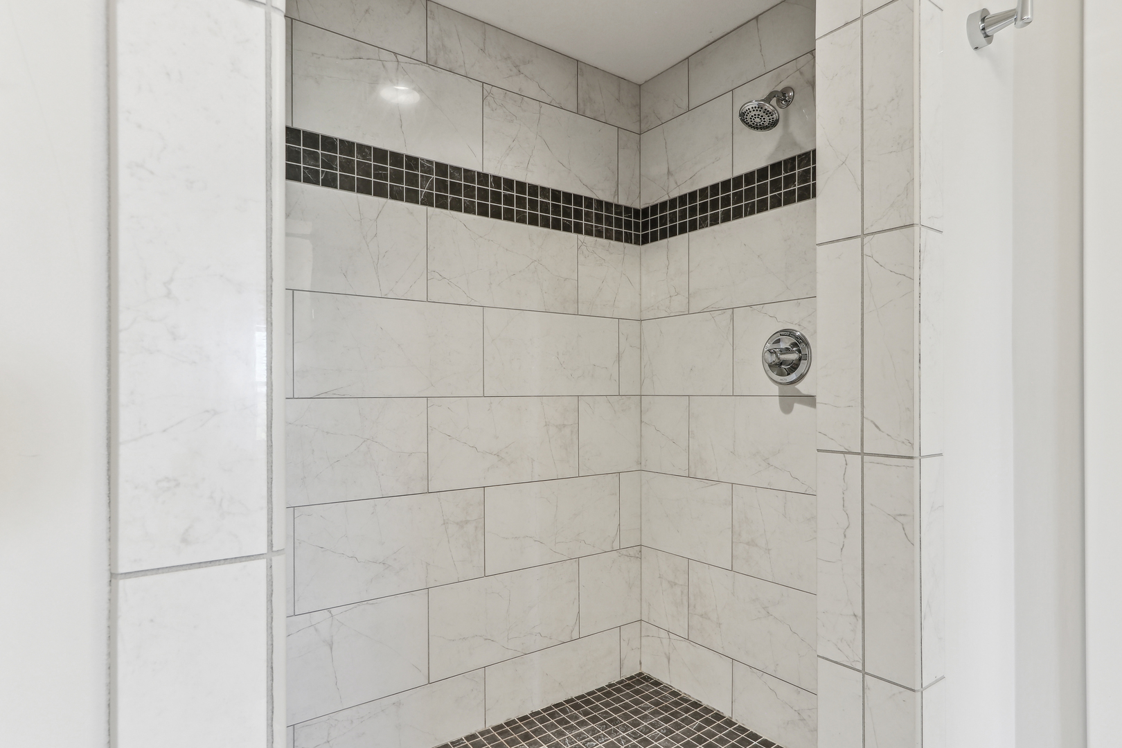 4812 Oakdale Drive Property Photo 26