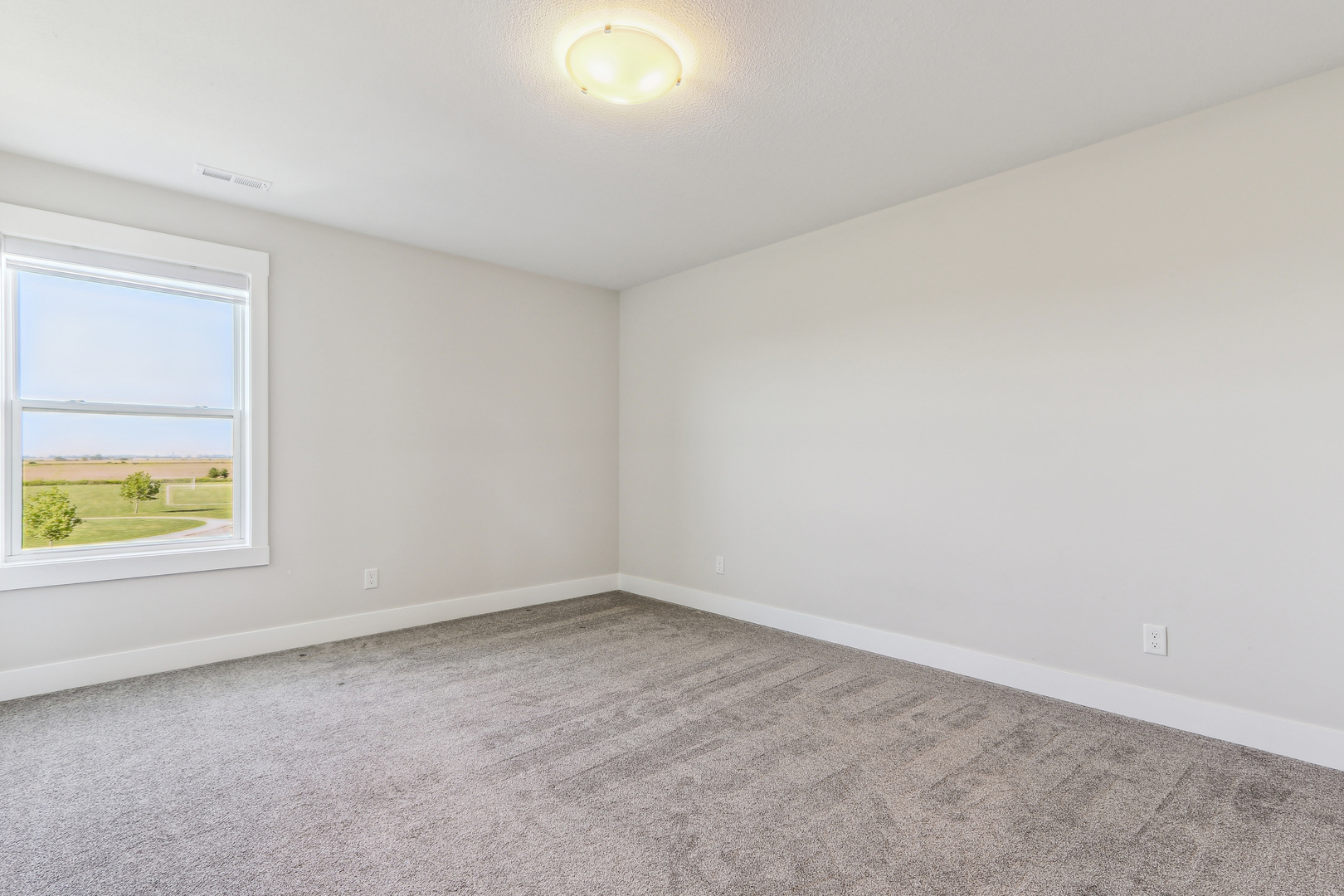 4812 Oakdale Drive Property Photo 32