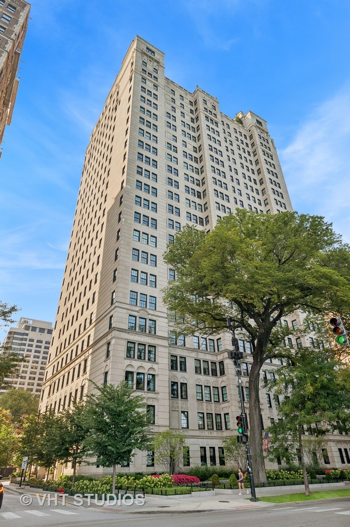 1500 N Lake Shore Drive 22a Property Photo 1