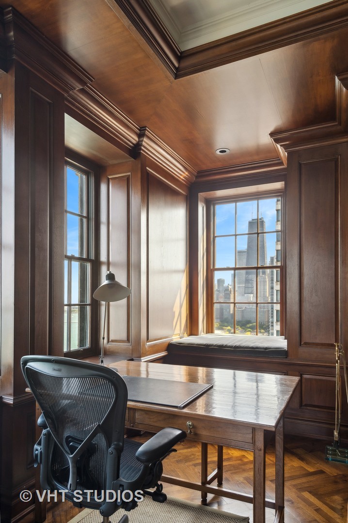 1500 N Lake Shore Drive 22a Property Photo 9