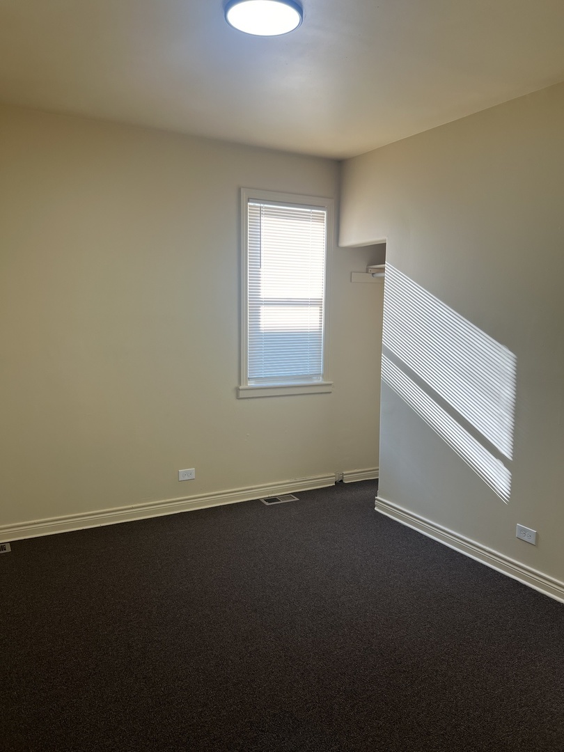 39 E 102nd Place Property Photo 7