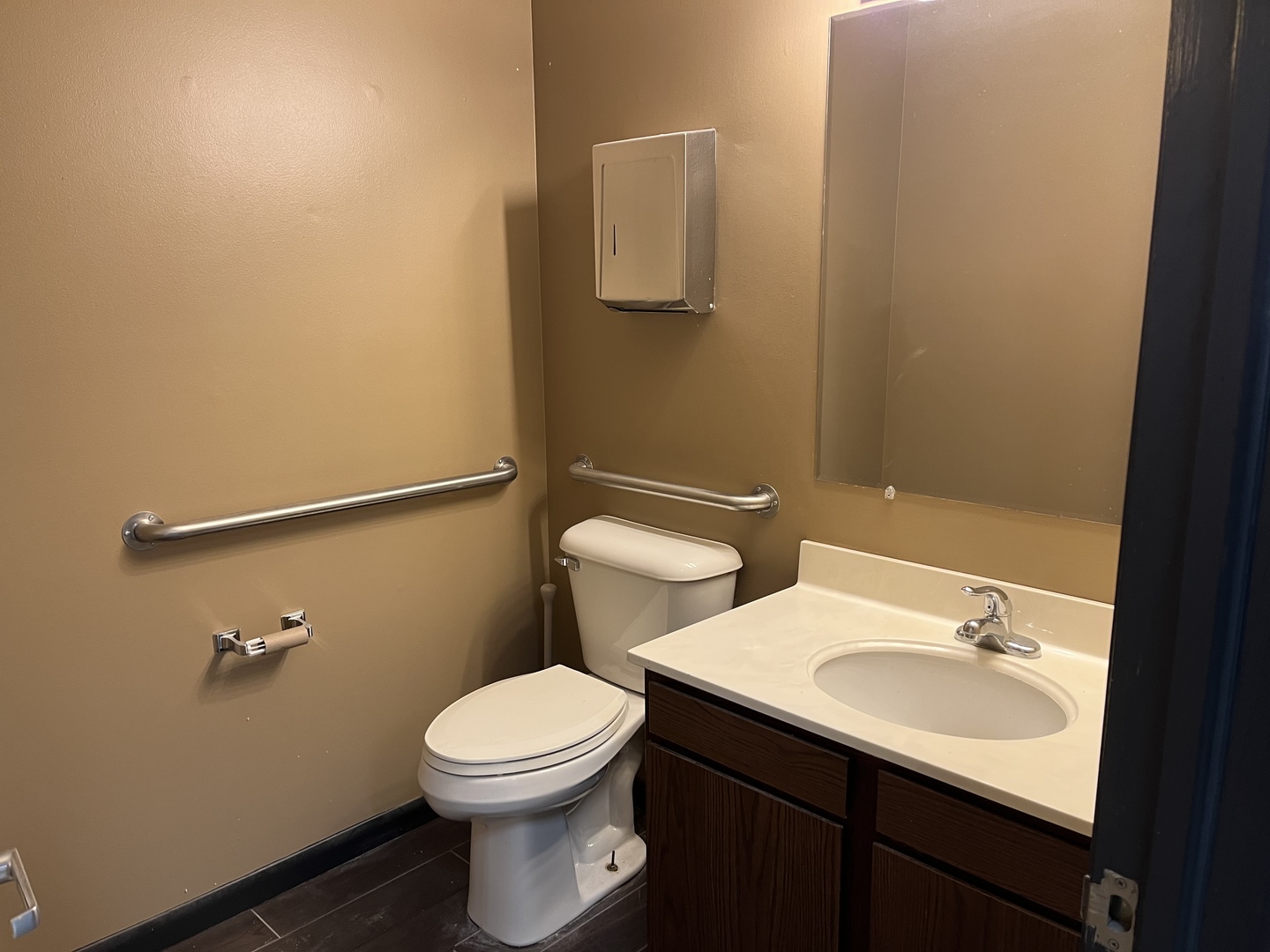 4300 Lincoln Avenue Q Property Photo 4