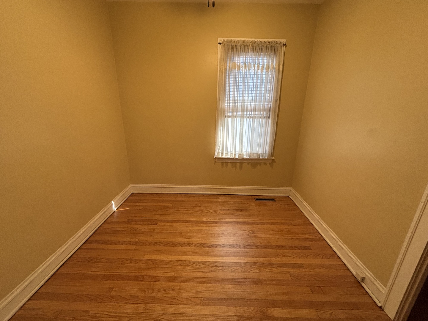 7619 W 60th Place Property Photo 13