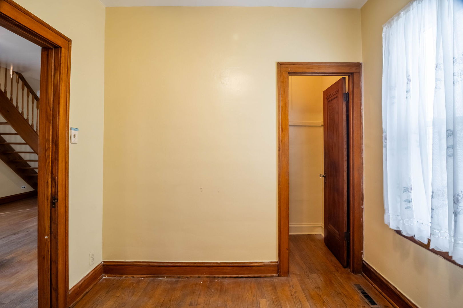 7619 W 60th Place Property Photo 14